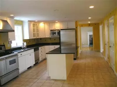 268 Simons Narrows Rd, Mashpee, MA 02649 photo 2
