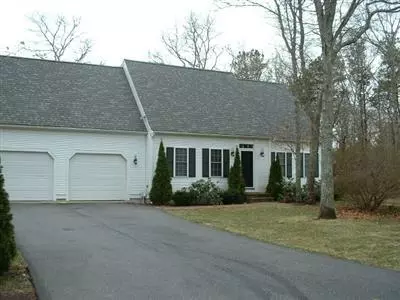 111 Sturbridge Dr, Osterville, MA 02655 photo 1