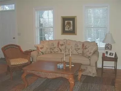 111 Sturbridge Dr, Osterville, MA 02655 photo 5
