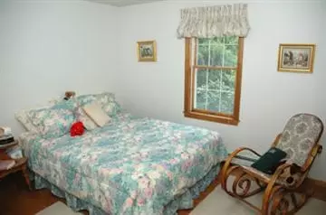 1034 Old Post Rd, Cotuit, MA 02635 photo 9