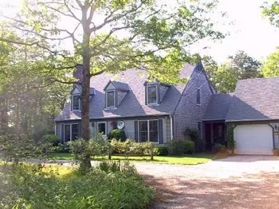 34 Cotuit Cove Rd, Cotuit, MA 02635 photo 1