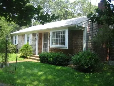 12 Longfellow Dr, Centerville, MA 02632 photo 1