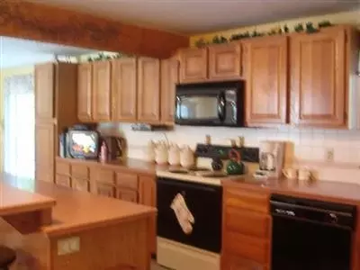 559 Skunknet Rd, Centerville, MA 02632 photo 5