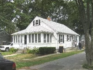 13 Second Ave, Wareham, MA 02571 photo 1