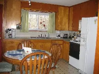 180 Great Neck Rd, Wareham, MA 02571 photo 5