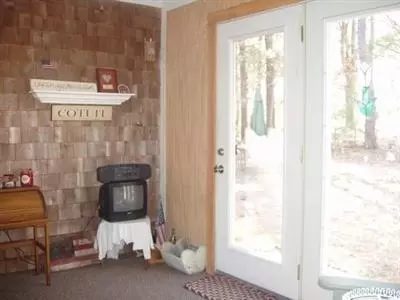 778 Putnam Ave, Cotuit, MA 02635 photo 2