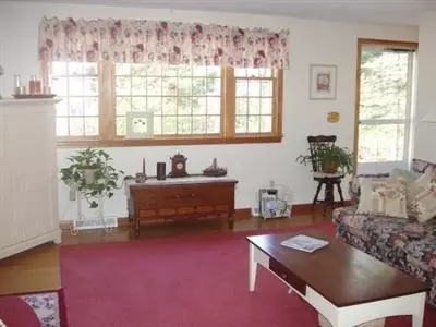 778 Putnam Ave, Cotuit, MA 02635 photo 9