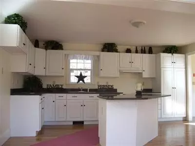 30 Penelope Ln, Cotuit, MA 02635 photo 3