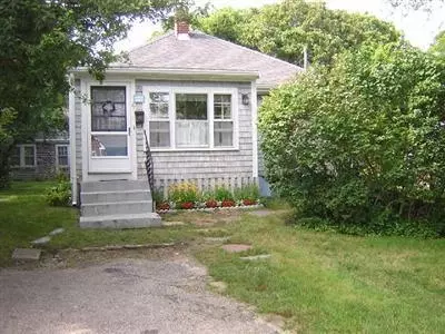22 Seabrook Rd, Hyannis, MA 02601 photo 1