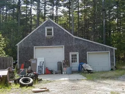 43 Carver Rd, West Wareham, MA 02576 photo 2