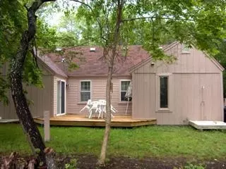 303 Main St, Cotuit, MA 02635 photo 2