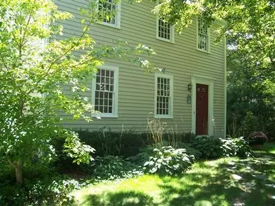 62 Goff Ter, Centerville, MA 02632 photo 1
