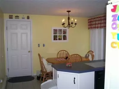 47 Cambridge Dr, Mashpee, MA 02649 photo 6