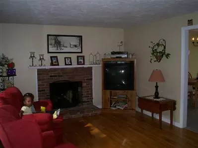 47 Cambridge Dr, Mashpee, MA 02649 photo 8