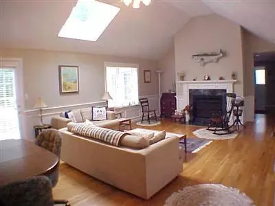 262 Old Barnstable Rd, Mashpee, MA 02649 photo 2