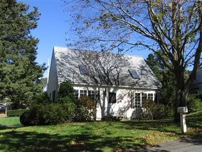 52 Sunset Ln, Osterville, MA 02655 photo 1