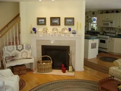48 Hillside Dr, Centerville, MA 02632 photo 2