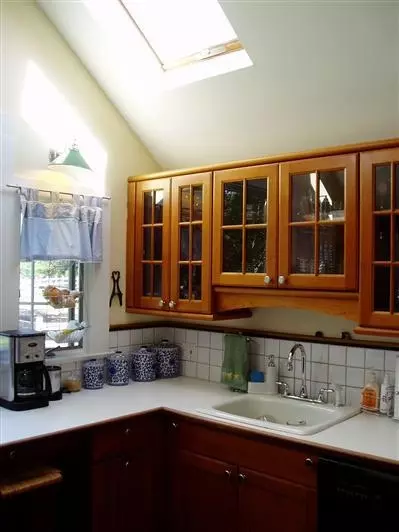 328 Parker Rd, West Barnstable, MA 02668 photo 2