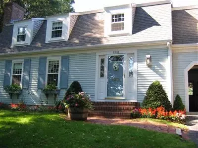 252 Main St, Centerville, MA 02632 photo 1