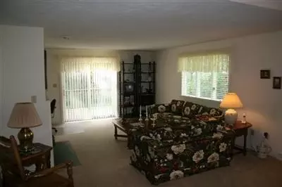 6 Pacific Ave, Mashpee, MA 02649 photo 2