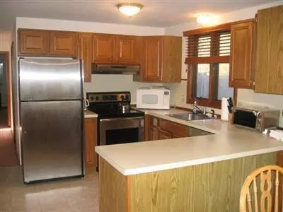 18 Leeshore Dr, Mashpee, MA 02649 photo 6