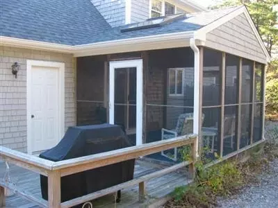 18 Leeshore Dr, Mashpee, MA 02649 photo 4