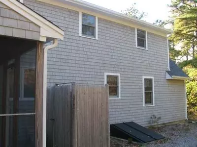 18 Leeshore Dr, Mashpee, MA 02649 photo 2