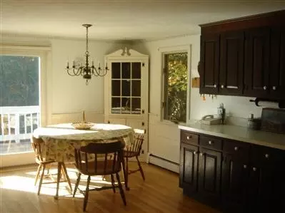 9 Tracy Ln, Mashpee, MA 02649 photo 5
