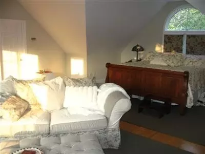 19 Nottingham Dr, Centerville, MA 02632 photo 9