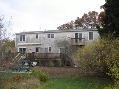 19 Nottingham Dr, Centerville, MA 02632 photo 2