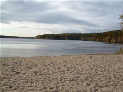 16 Hillside Ave, Mashpee, MA 02649 photo 3