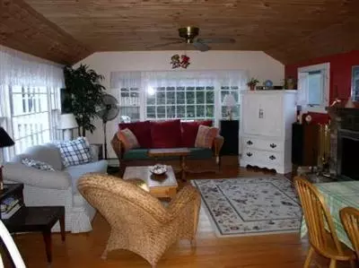 23 Wilsons Grv, Mashpee, MA 02649 photo 2