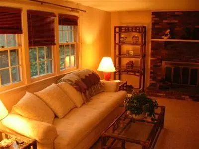 23 Heather Ln, Centerville, MA 02632 photo 3