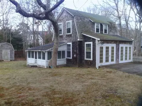 8 East Ave, Osterville, MA 02655 photo 3