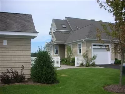 8 Vineyard Reach, Mashpee, MA 02649 photo 1