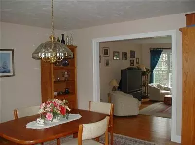 5 Shaker Dr, Bourne, MA 02532 photo 9