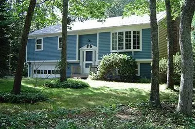 21 Briar Patch Ln, Mashpee, MA 02649 photo 1