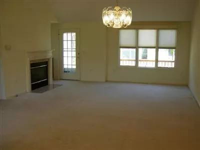 16 Windward St, Mashpee, MA 02649 photo 5