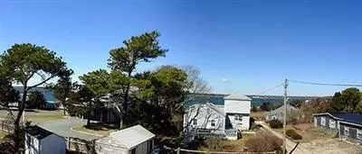 4 Slippershell Rd, Mashpee, MA 02649 photo 11