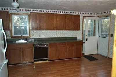 781 Cotuit Rd, Mashpee, MA 02649 photo 3