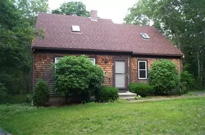 781 Cotuit Rd, Mashpee, MA 02649 photo 1