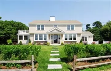 2 Keating Rd, Hyannis, MA 02601 photo 1