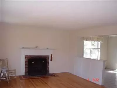 291 Simons Narrows Rd, Mashpee, MA 02649 photo 2