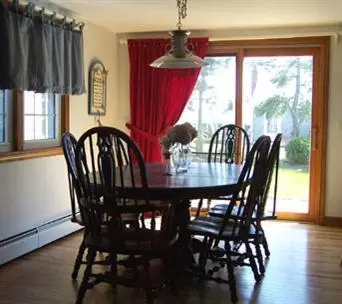 75 Clover Ln, Mashpee, MA 02649 photo 7
