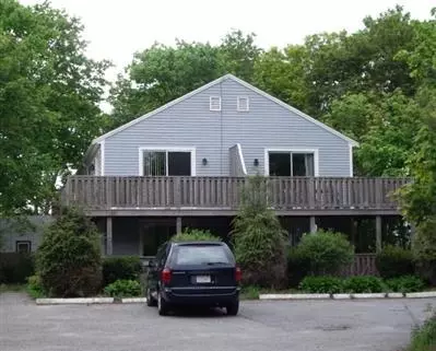 59 School St #1, Hyannis, MA 02601 photo 1