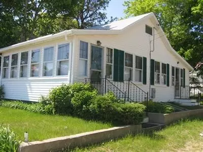 13 Central Ave, Wareham, MA 02571 photo 2