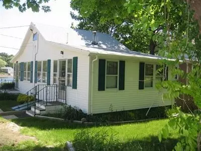 13 Central Ave, Wareham, MA 02571 photo 3