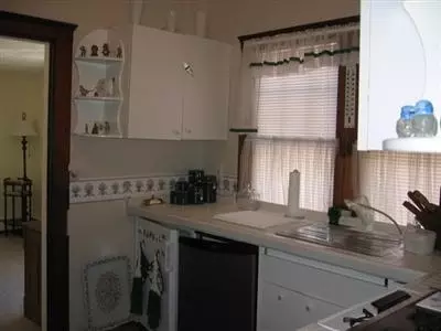 13 Central Ave, Wareham, MA 02571 photo 5