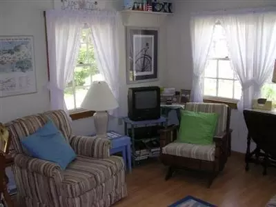 65 Huckleberry Ln, Eastham, MA 02642 photo 3