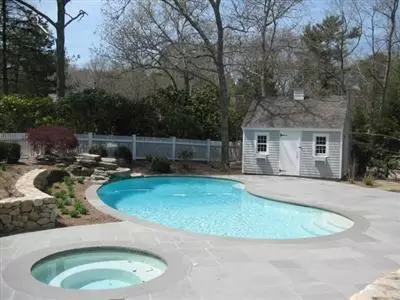 199 Cedar Tree Neck Rd, Marstons Mills, MA 02648 photo 8
